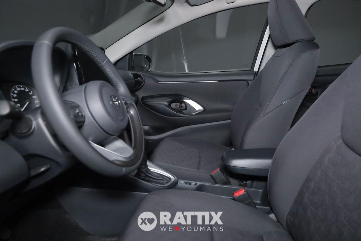 Toyota Yaris 1.5 Hybrid Active + Business Pack