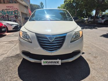 Lancia Ypsilon 1.2 69 CV Unyca