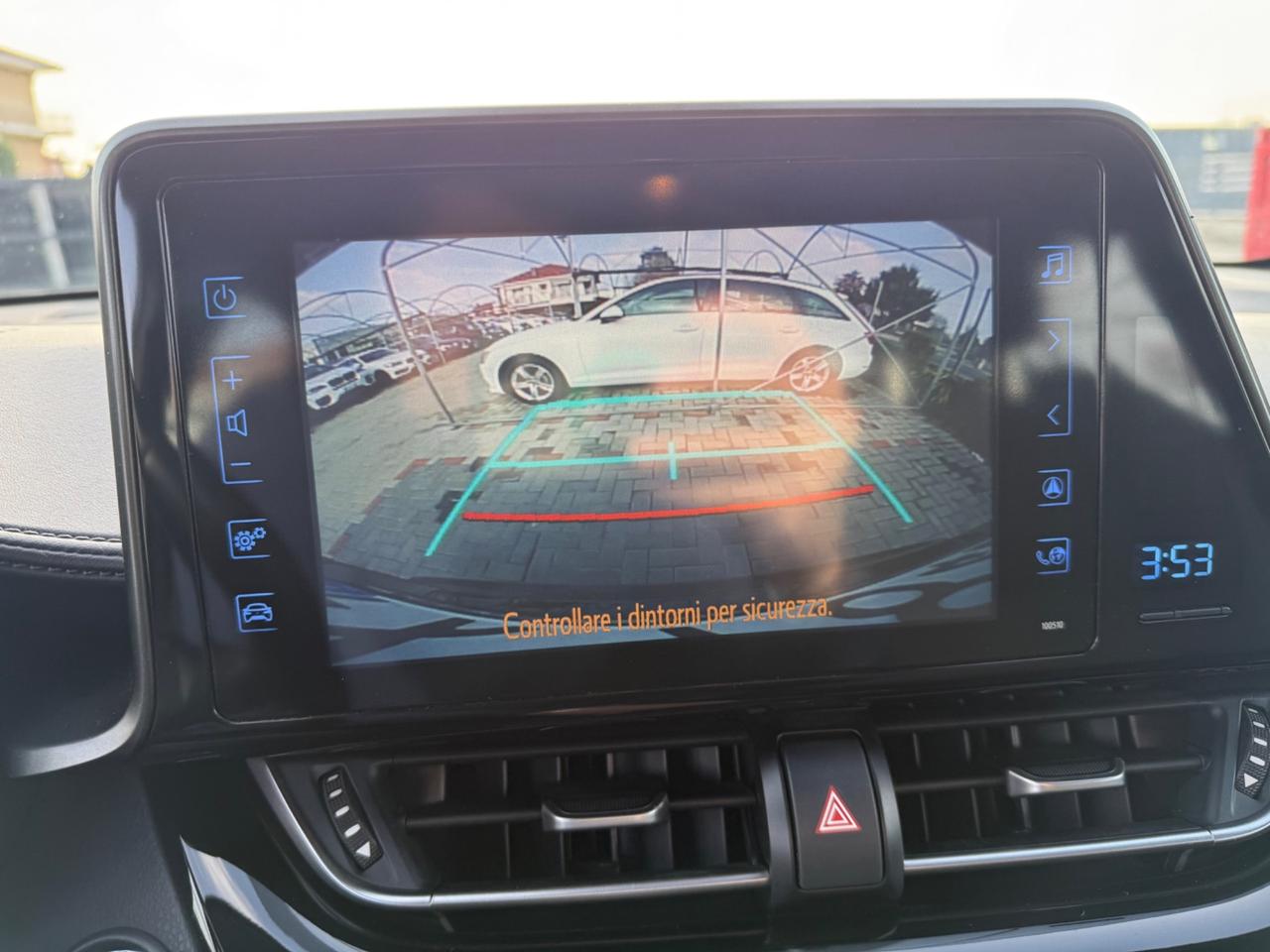 Toyota C-HR 1.8 Hybrid E-CVT Style+