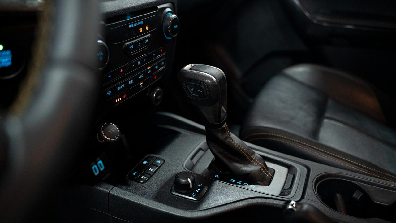 Ford Ranger 2.0 TDCI DOUBLE CAB WILDTRAK 213 CV AUTO XENO PELL