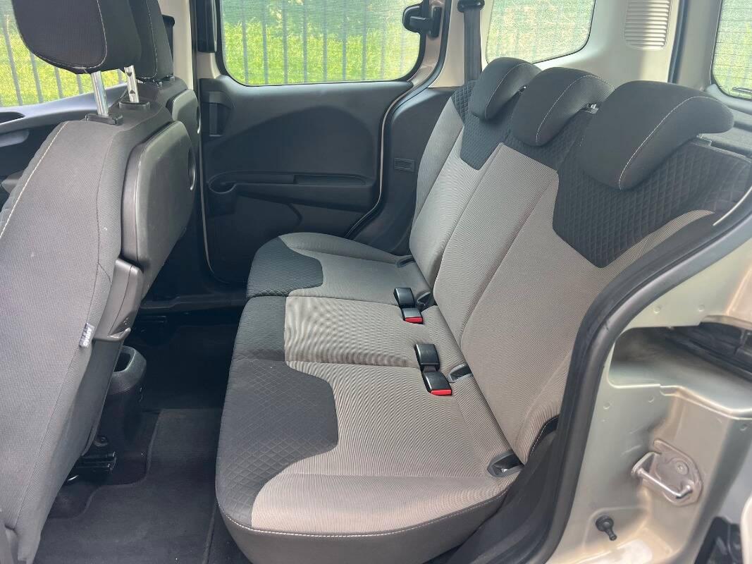 Ford Tourneo Courier 1.5 tdci 75cv plus E5