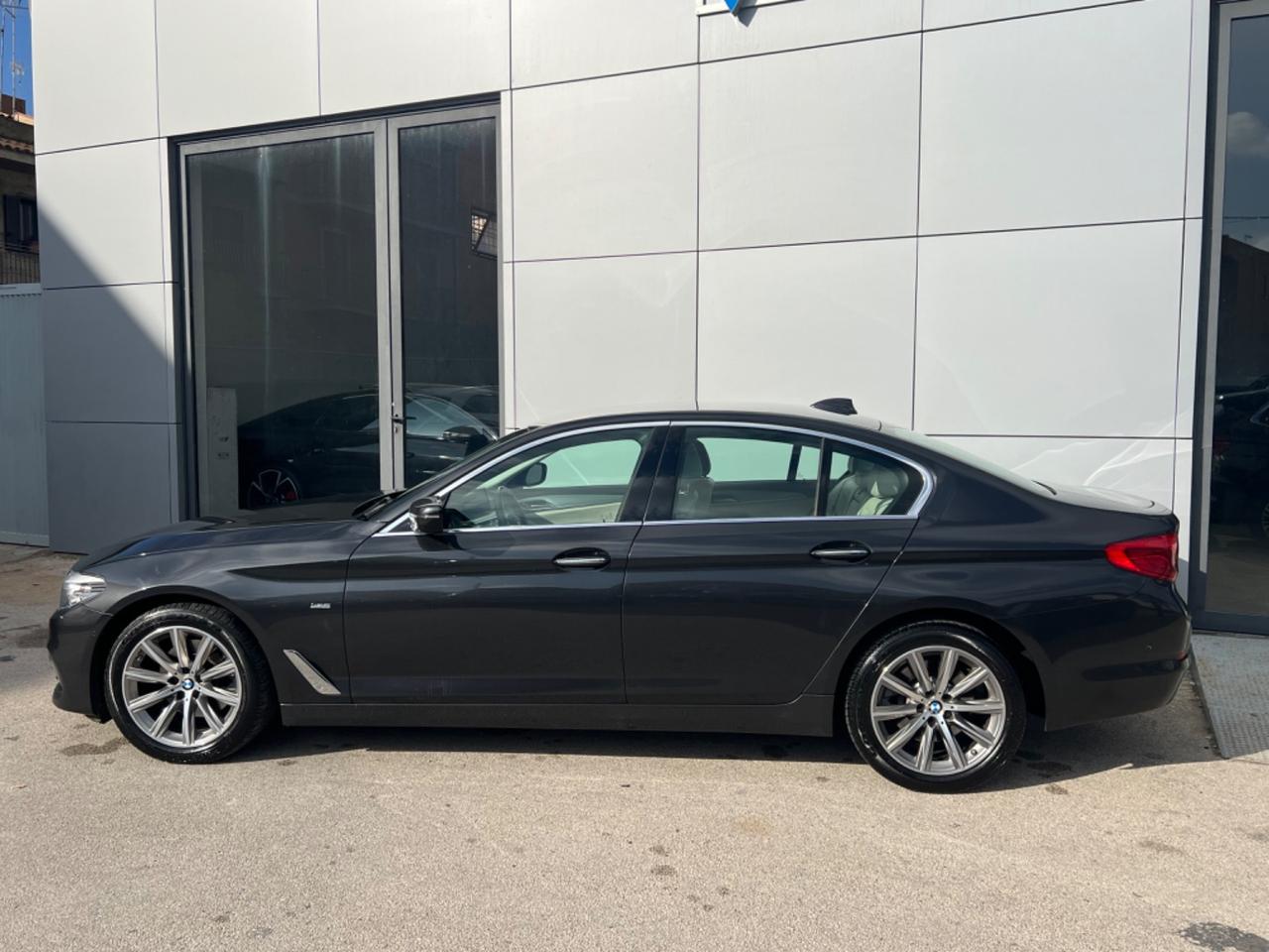 Bmw 520d xDrive Luxury - anno 2017 - km 225.000