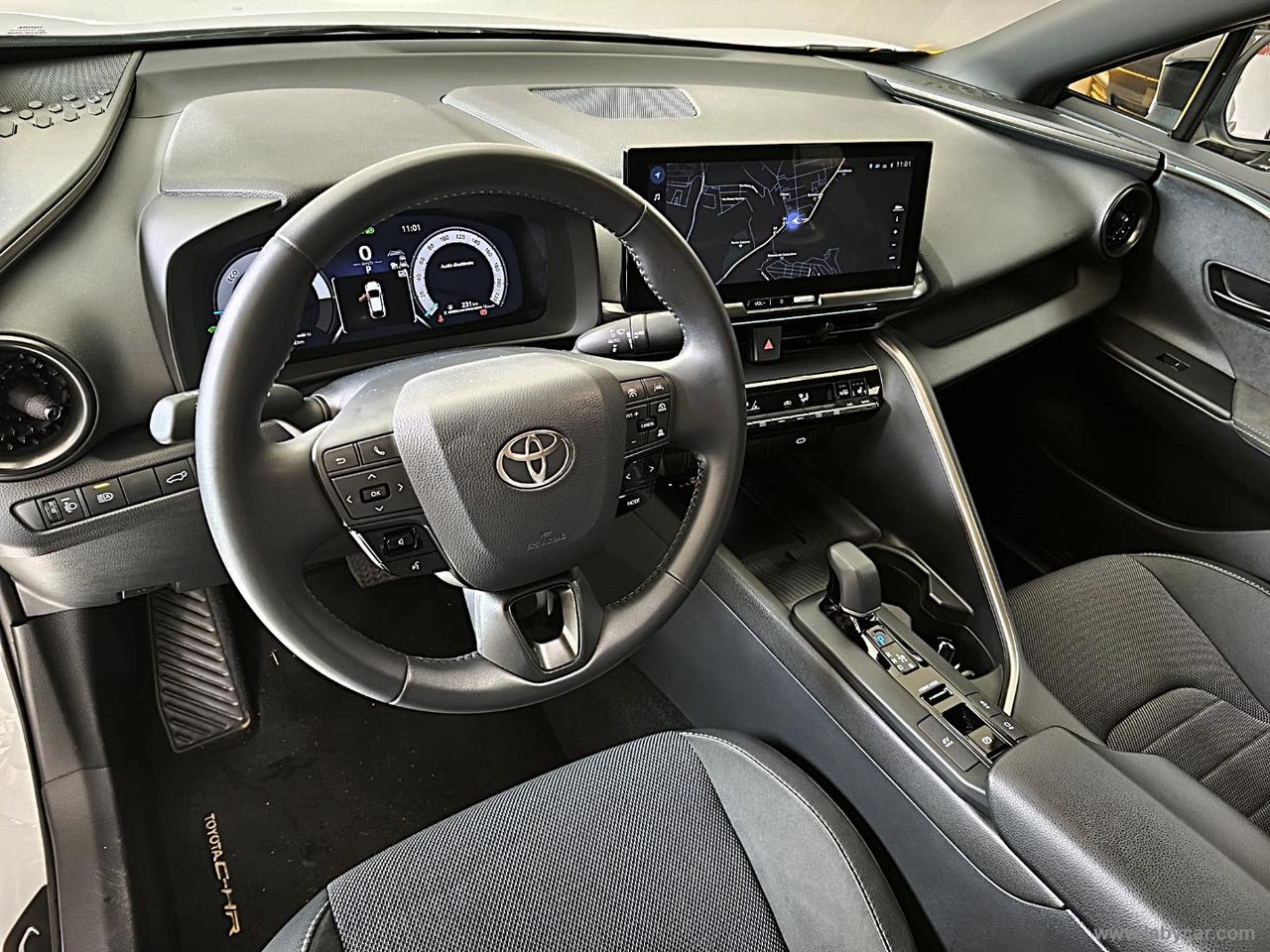 TOYOTA C-HR 1.8 Hybrid E-CVT Lounge 25.000KM*FULL