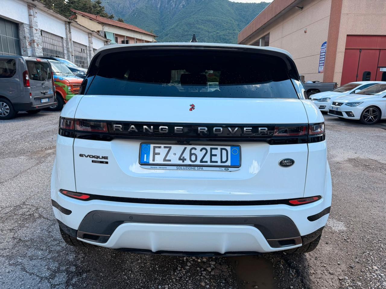 Land Rover Range Evoque 2.0D I4-L.Flw 150 CV R-Dynamic