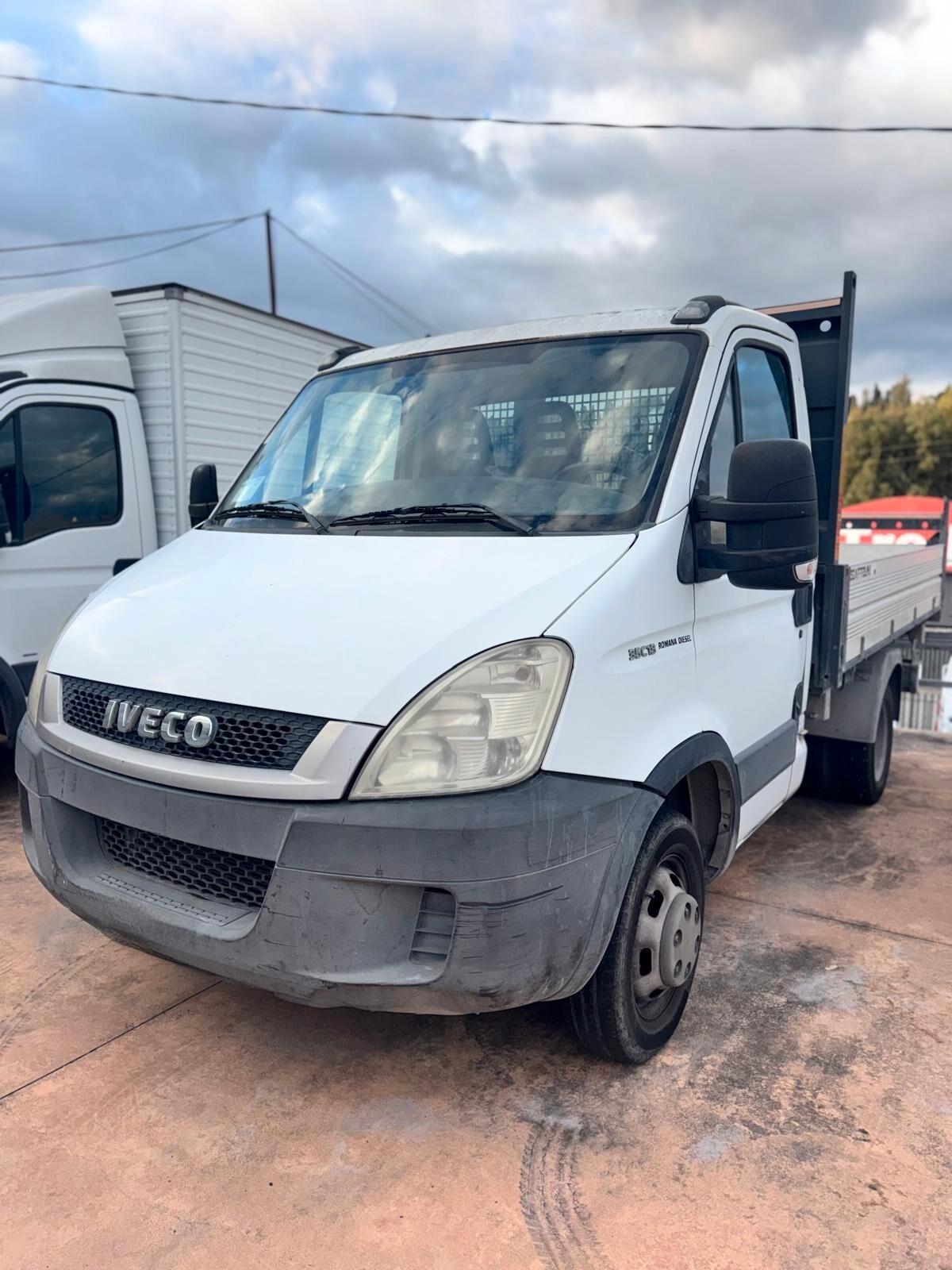 Iveco Daily 35C13 ribaltabile trilat.