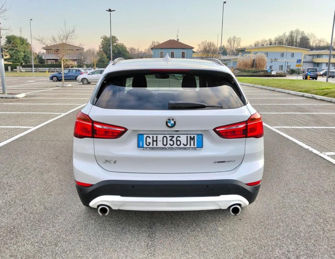 Bmw X1 xDrive18d Automatik*Navi*Camera*Cruise*Pdc