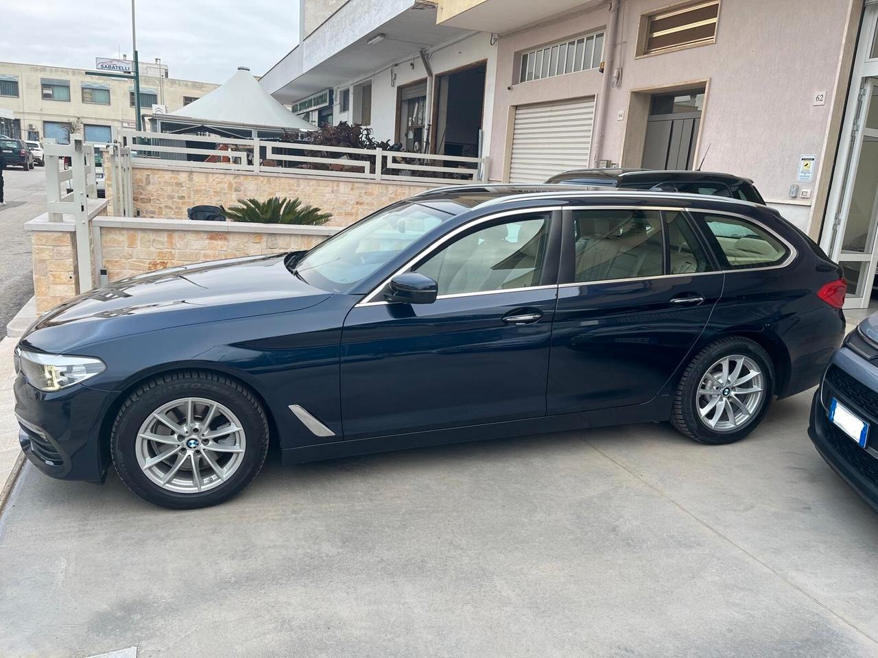 Bmw 520 d xDrive Touring Luxury