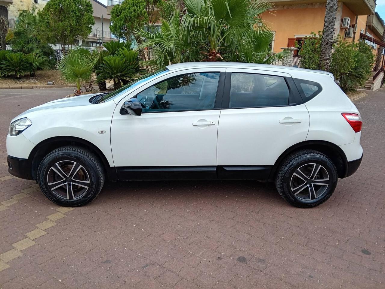 Nissan Qashqai 1.5 dCi DPF Tekna