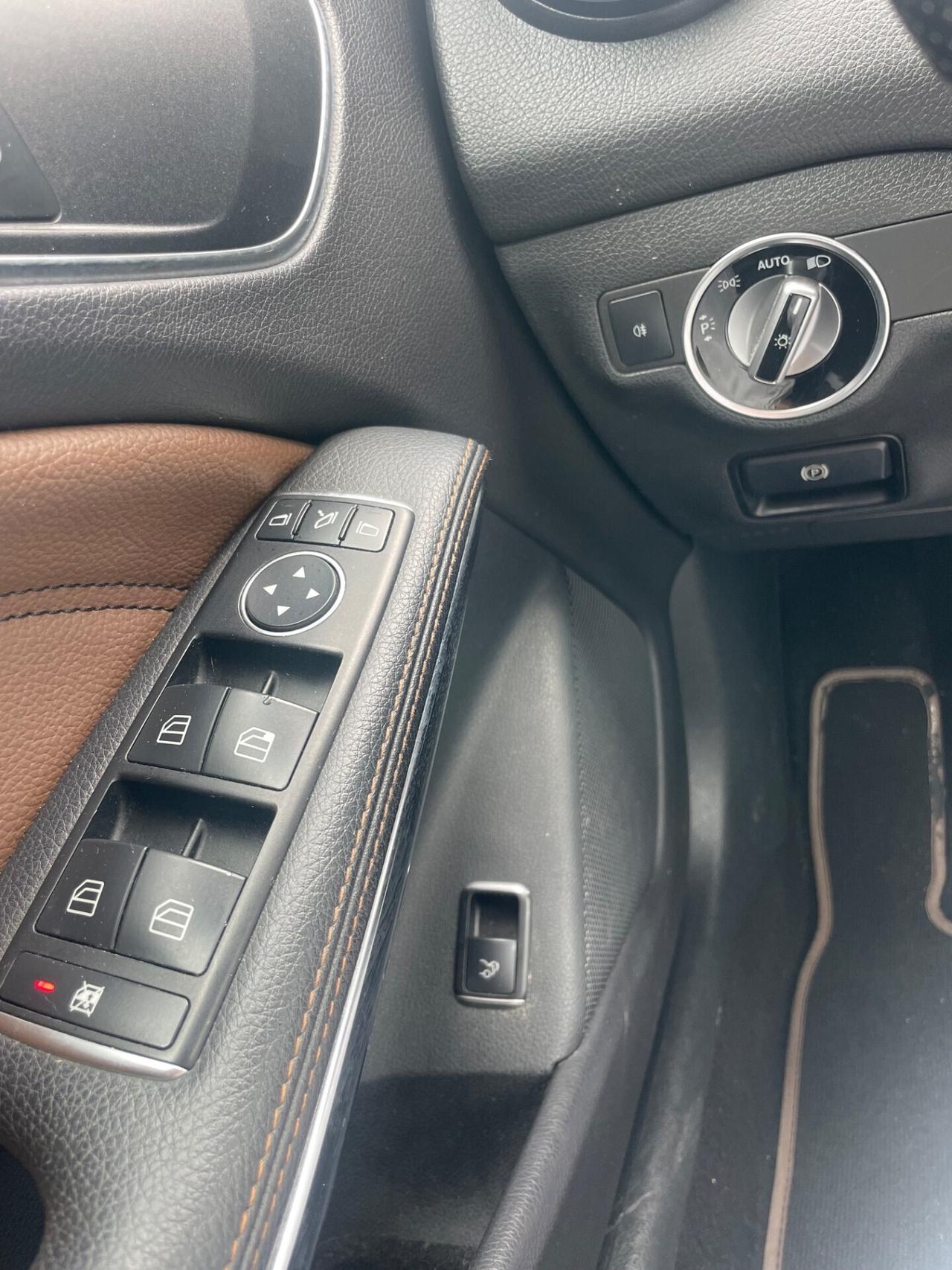 Mercedes-benz CLA 200 CLA 200 CDI Automatic Premium