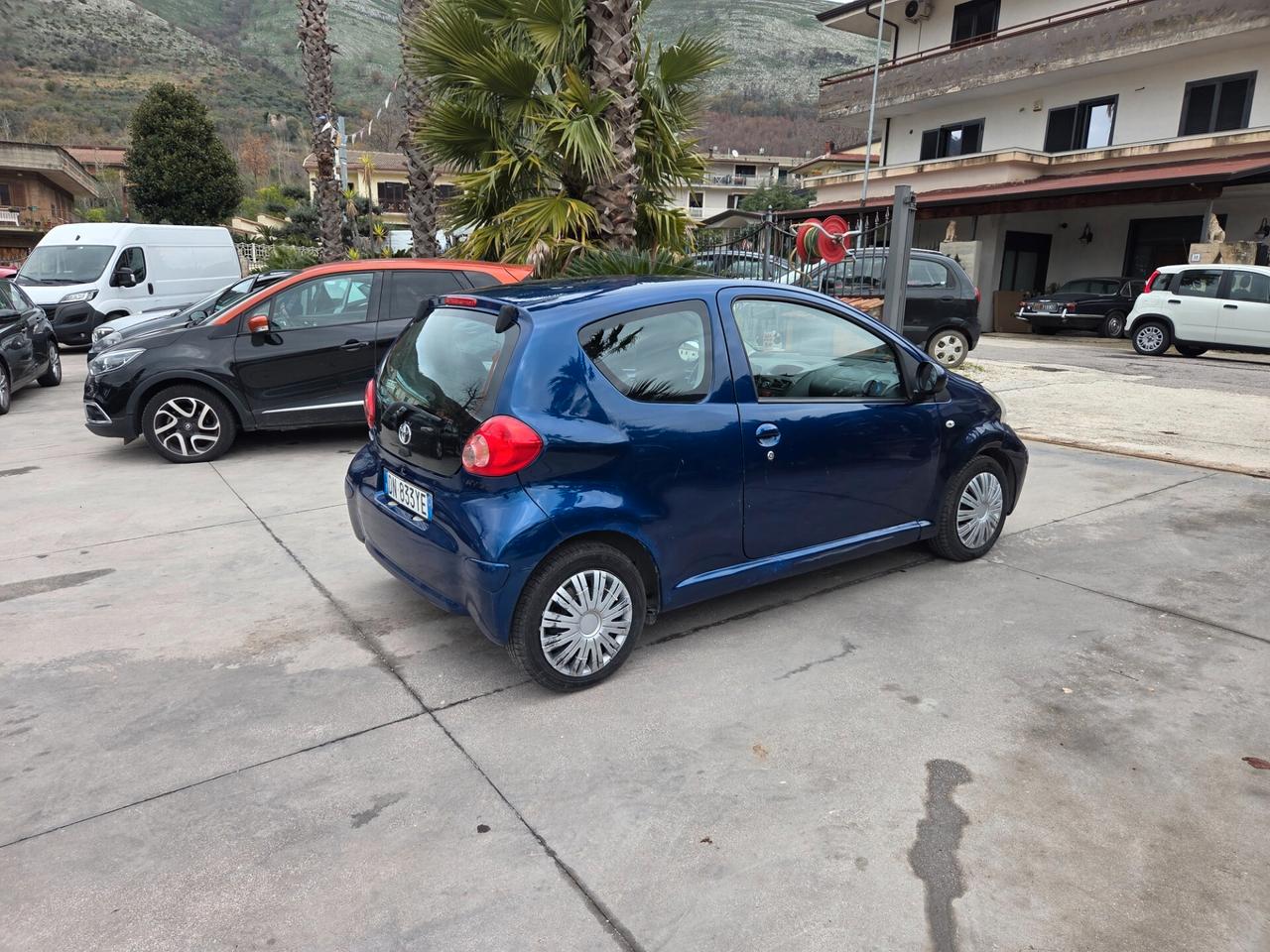 Toyota Aygo 1.0 benzina 3 porte - AUTOMATICA