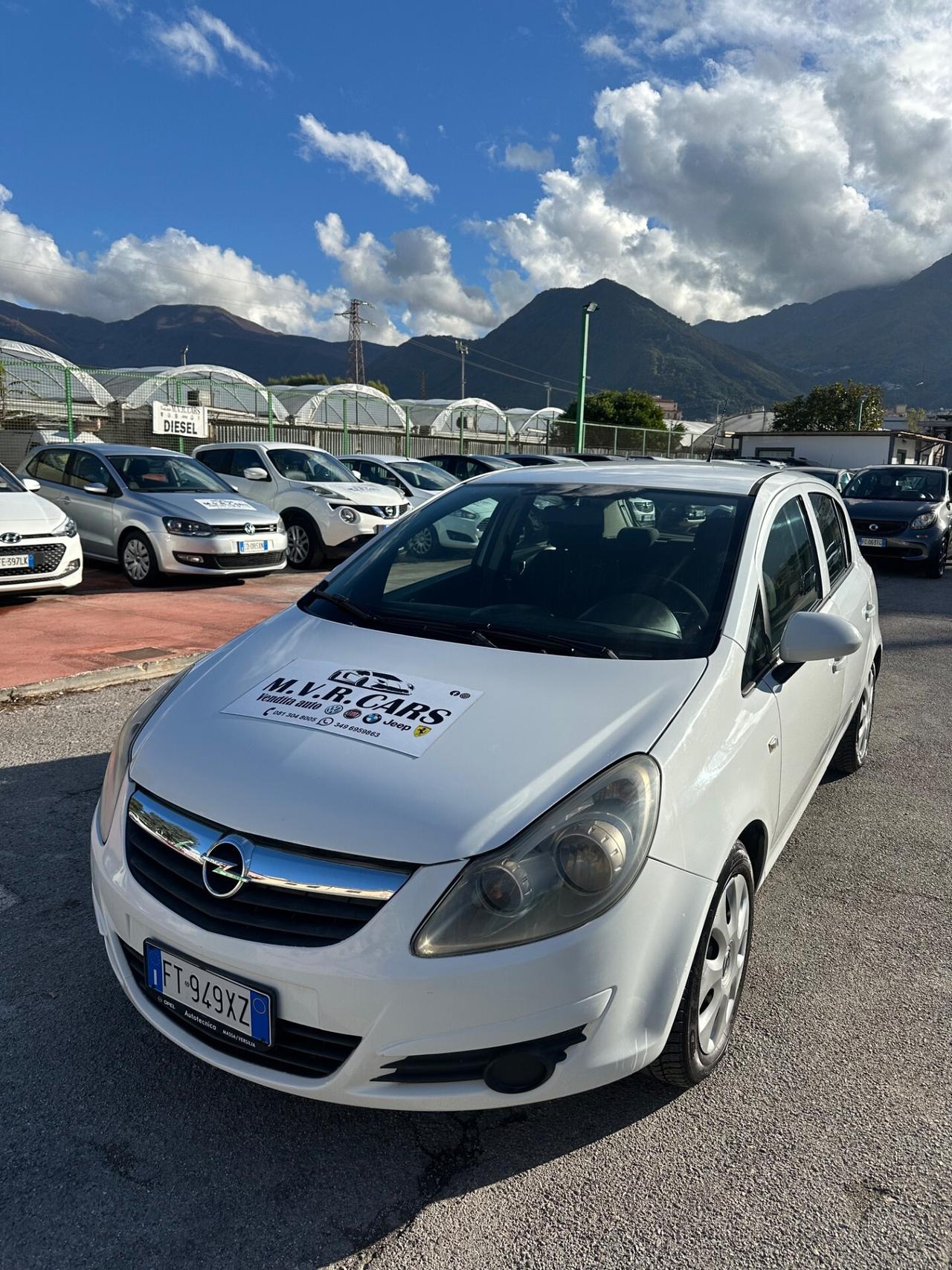 Opel Corsa 1.2 80CV 5 porte GPL-TECH Edition