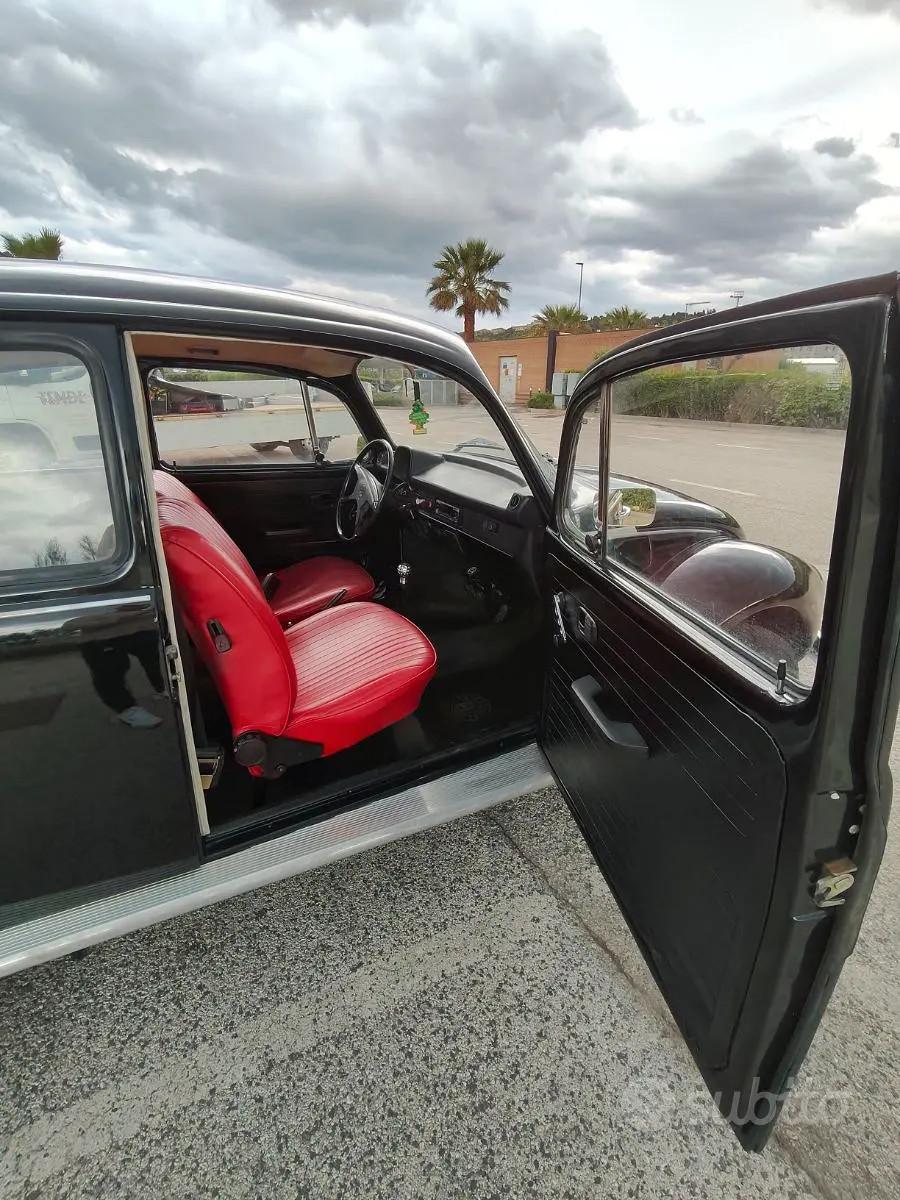 Volkswagen new Beatle maggiolino restauro completo
