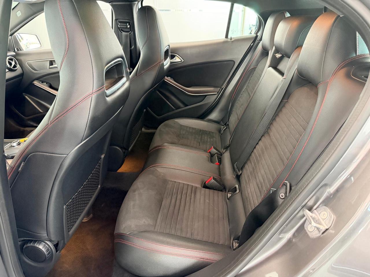 Mercedes-benz GLA 200 d Automatic Premium