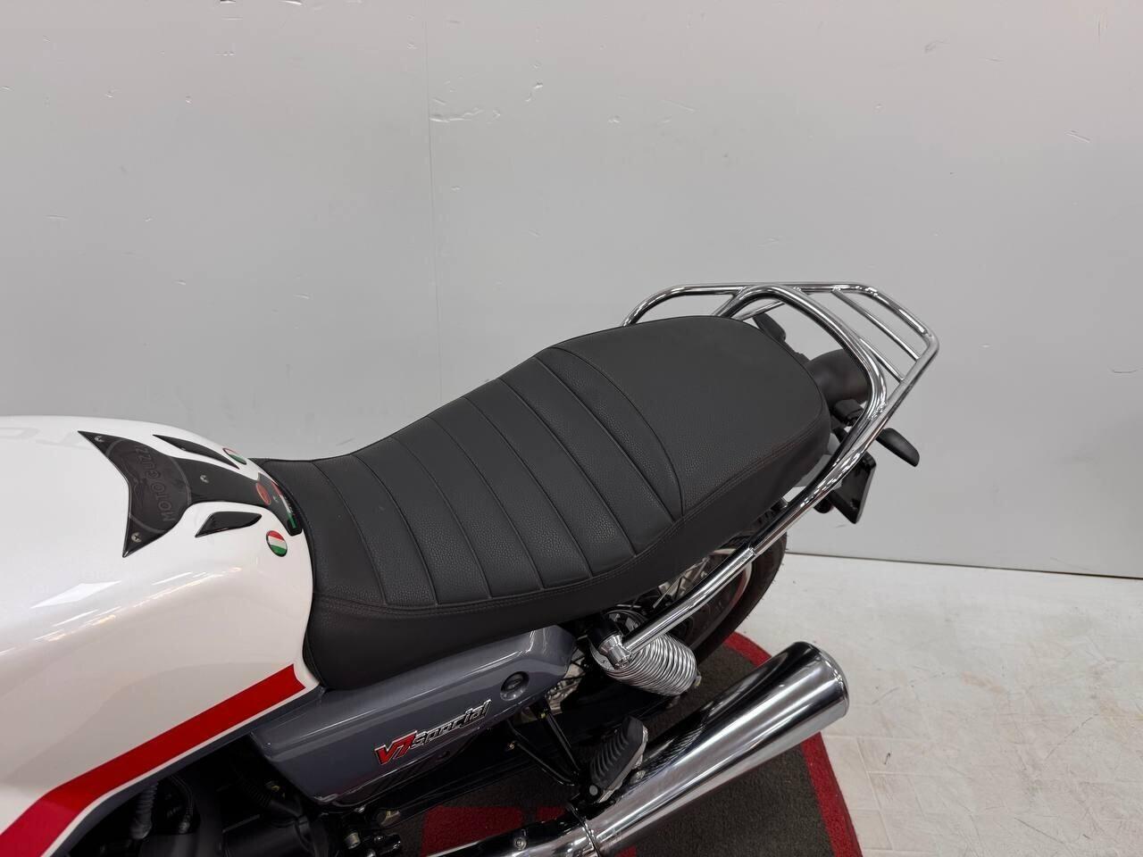 Moto Guzzi V7 SPECIAL DA 84 € AL MESE – SENZA ANTICIPO