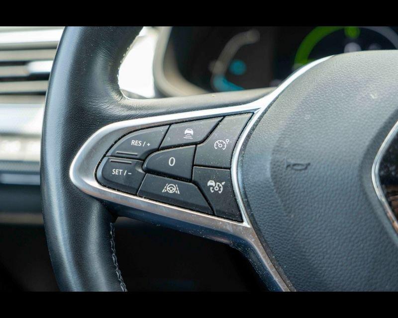 Renault Arkana Hybrid E-TECH 145 CV Intens