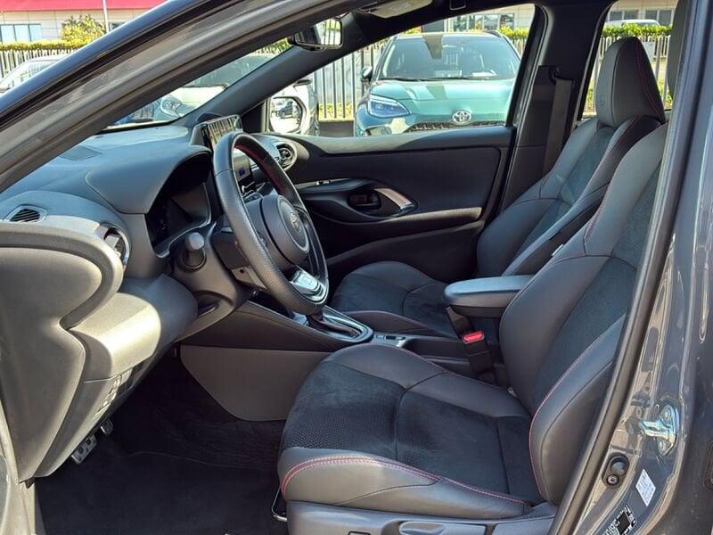 Toyota Yaris Yaris 1.5h 130 GR Sport