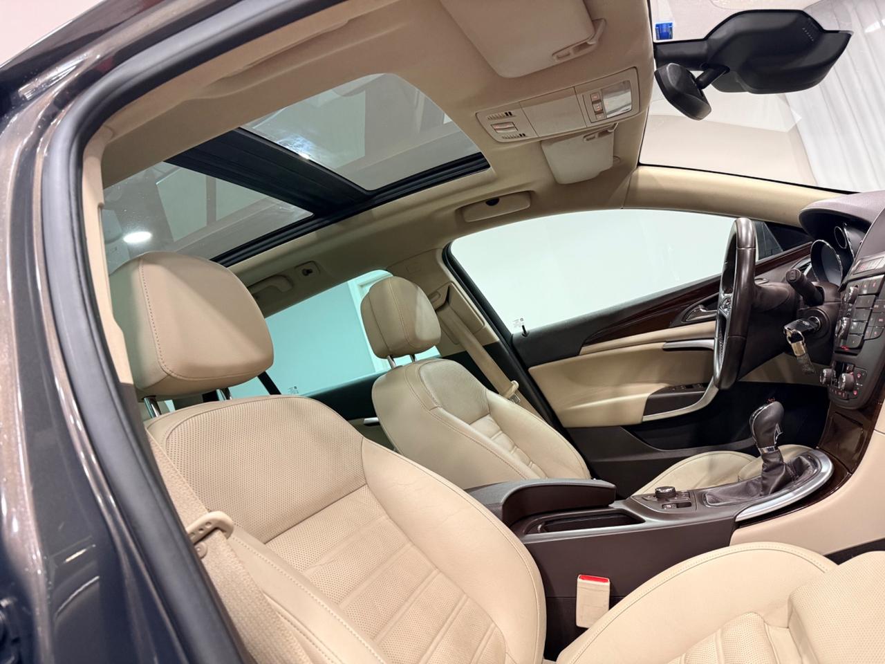 Opel Insignia 2.0 CDTI Sports Tourer Cosmo "FULL OPTIONALS"