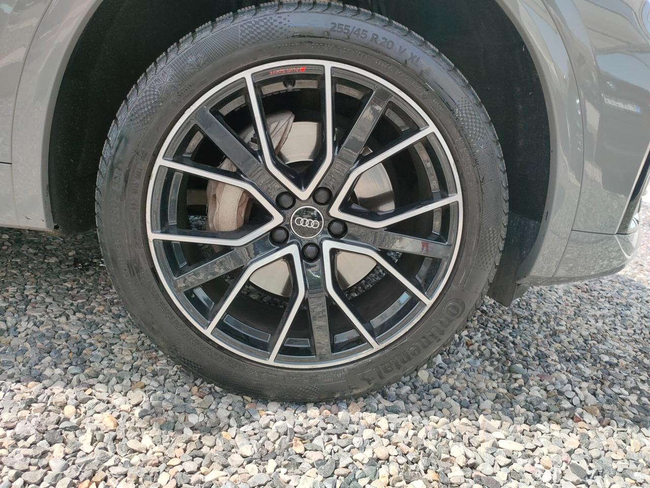 Audi Q5 50 TFSI e quattro S tronic line