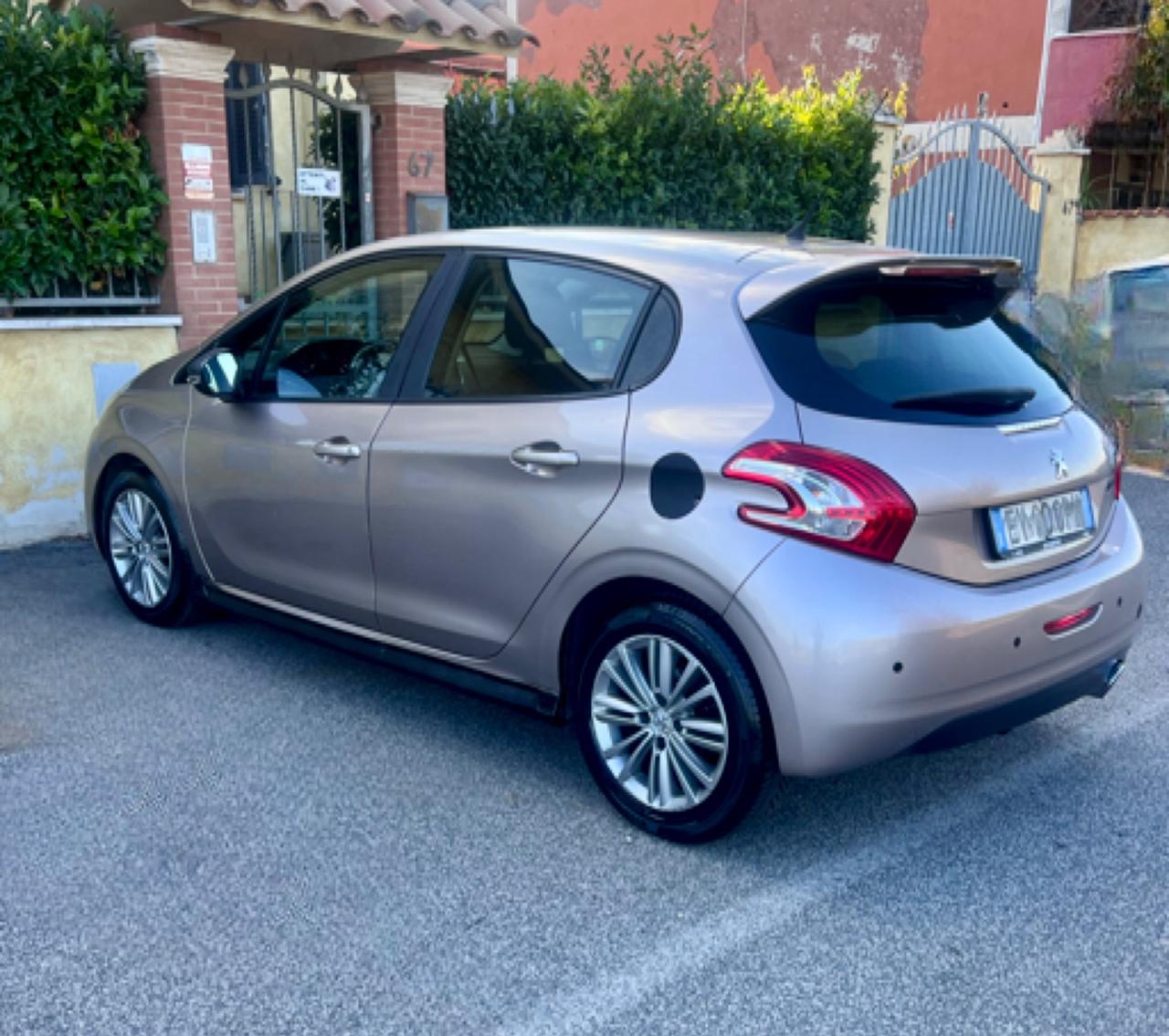 Peugeot 208 1.4 VTi 95 CV 5p. GPL Touring sport