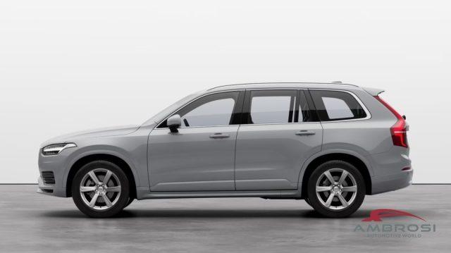 VOLVO XC90 B5 AWD mild hybrid (d) Core