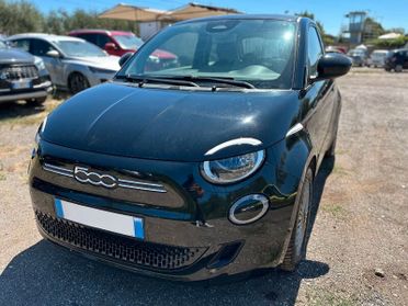 Fiat 500 500e Berlina 42 kWh Icon