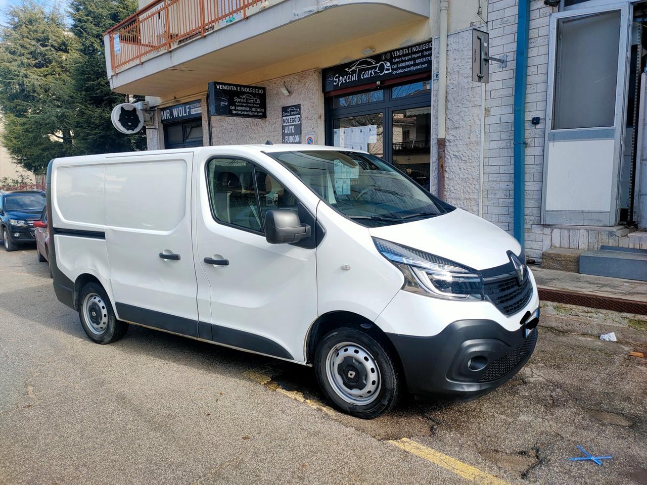 Renault Trafic 3 posti anteriori