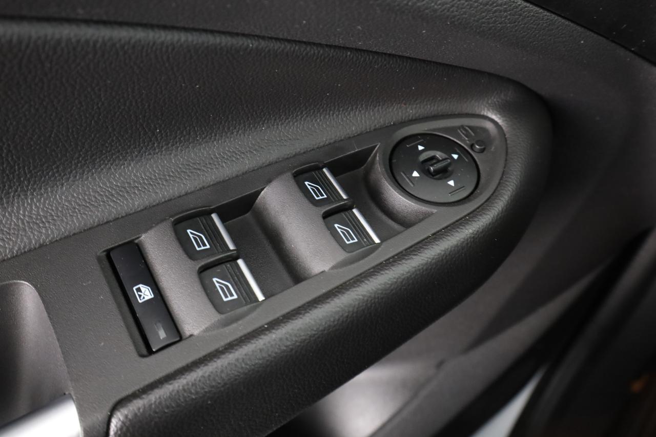 FORD Kuga 2ª serie Kuga 1.5 EcoBoost 120 CV S&S 2WD ST-Line