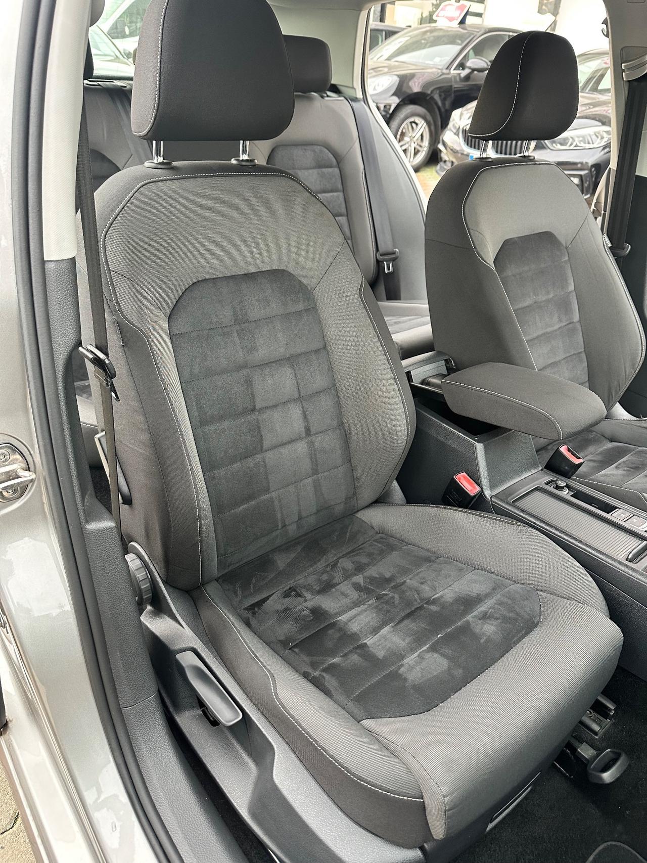 Volkswagen Golf 1.6 TDI 110 CV 5p. Executive BlueMotion Technology