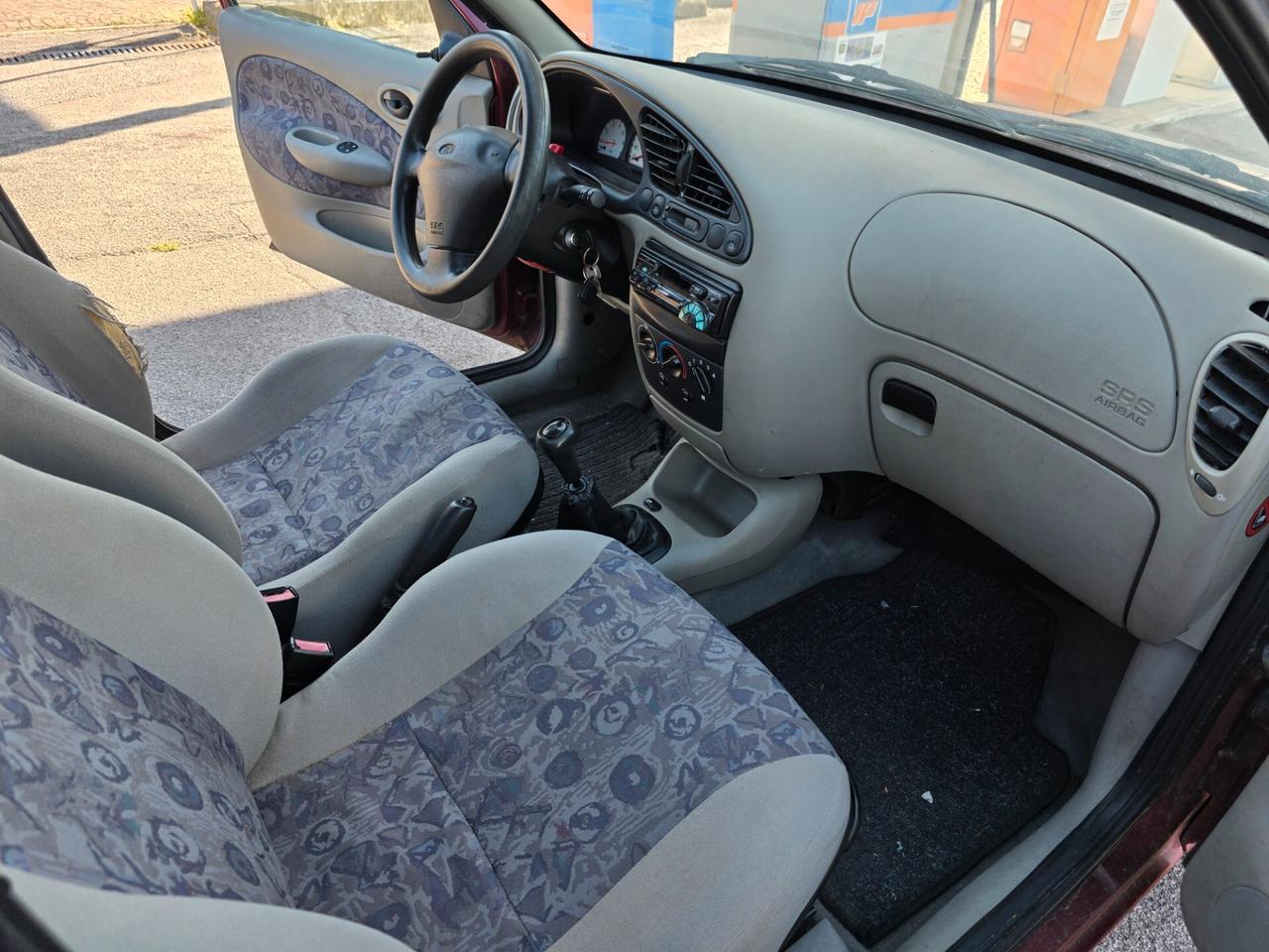 Ford Fiesta 1.2i 16V cat 5 porte Ghia con 150.000km Unicoproprietario