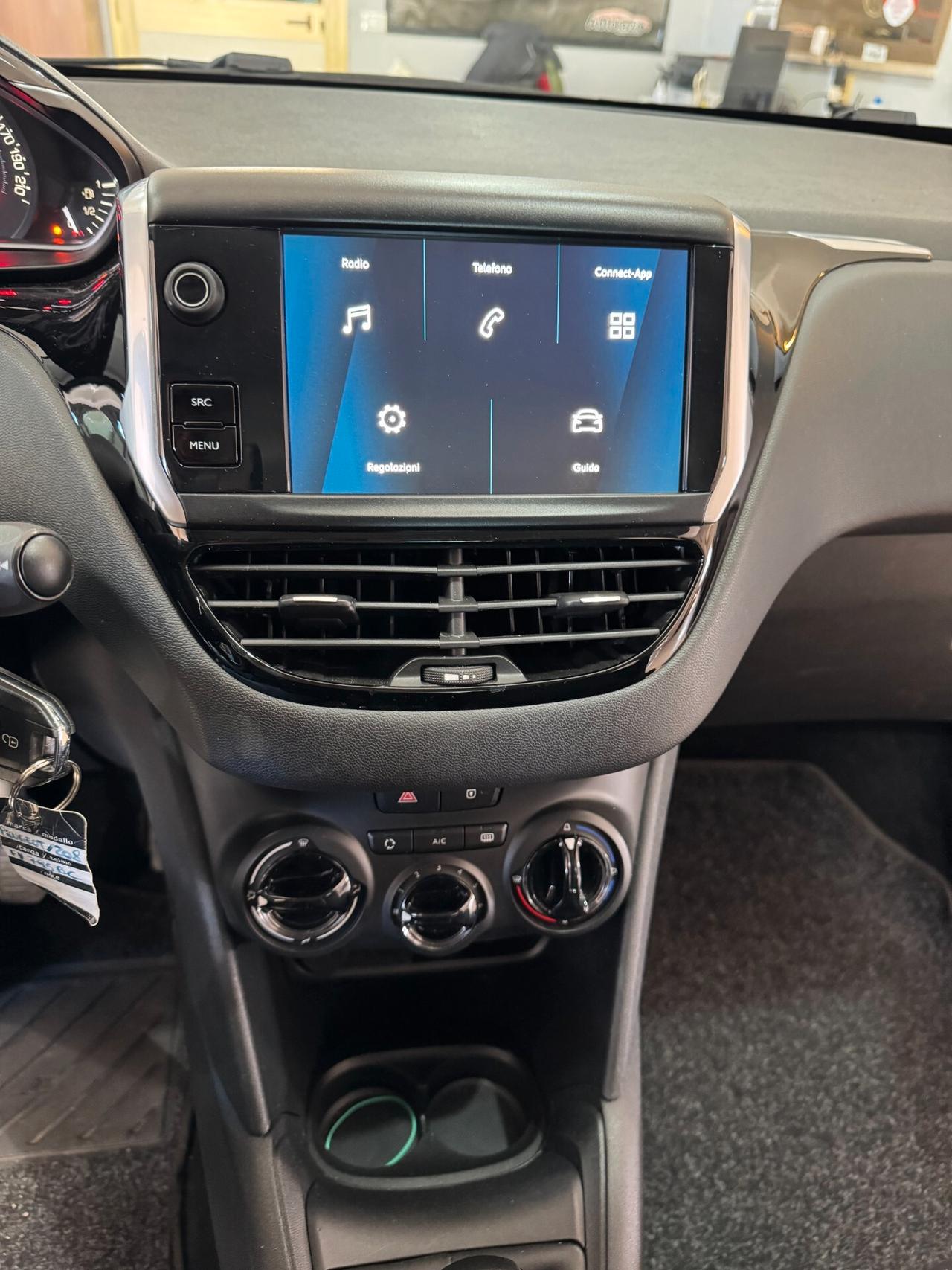 Peugeot 208 BlueHDi 100 cv. 5 porte Allure OK NEOPATENTATI