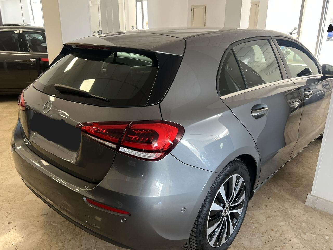 Mercedes-benz A 180 A 180 d Automatic Sport