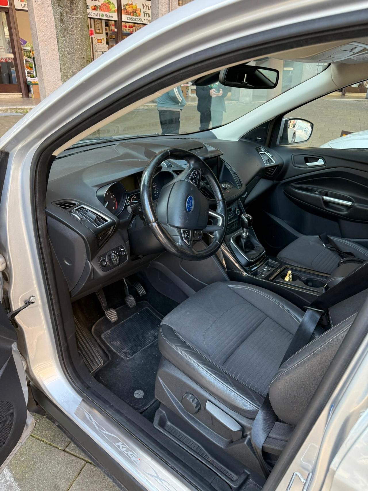 Ford Kuga 1.5 TDCI 120 CV S&S 2WD Titanium MOTORE NUOVO