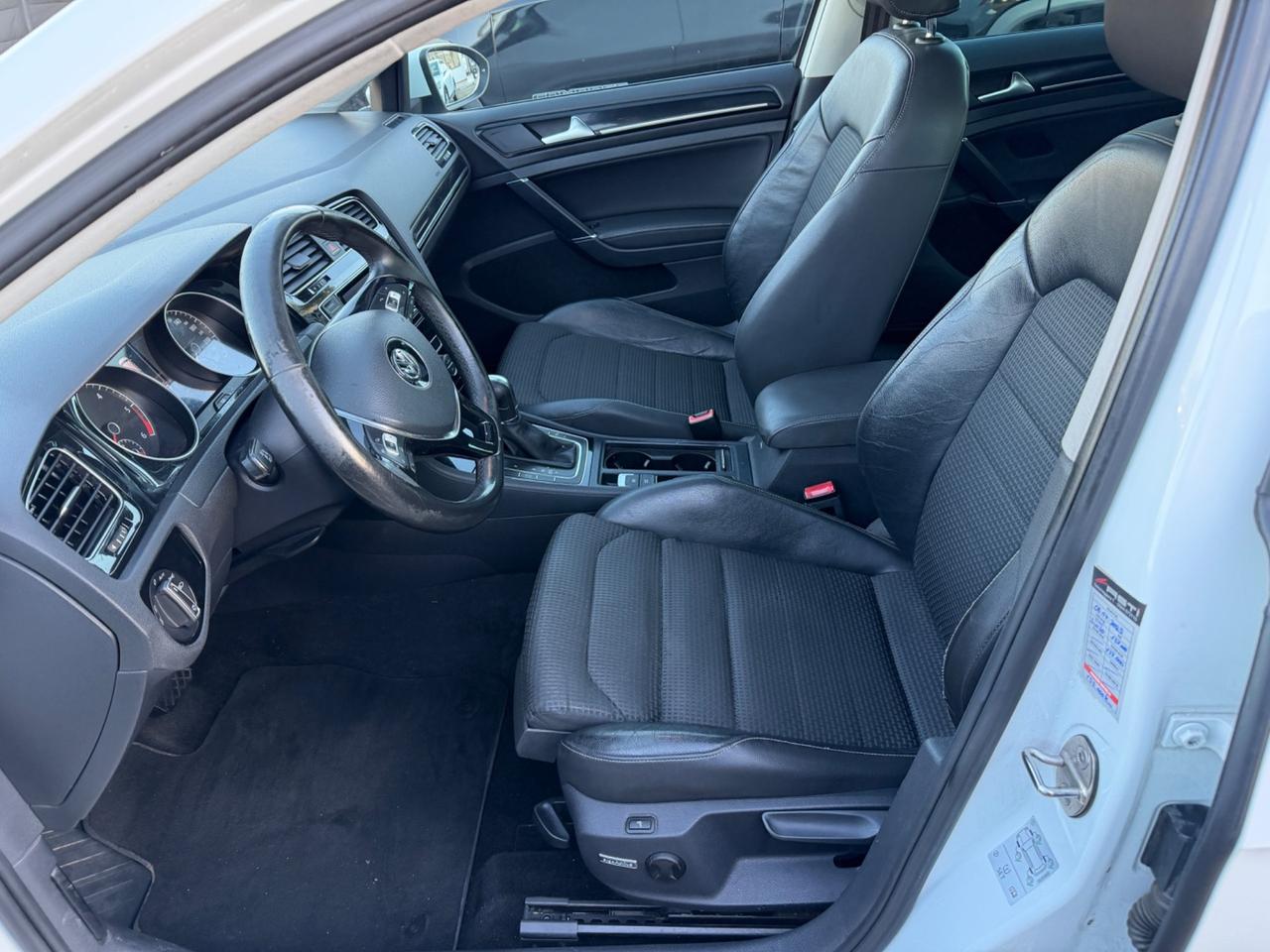 Volkswagen Golf 1.6 TDI DSG 5p. Highline BlueMotion Technology