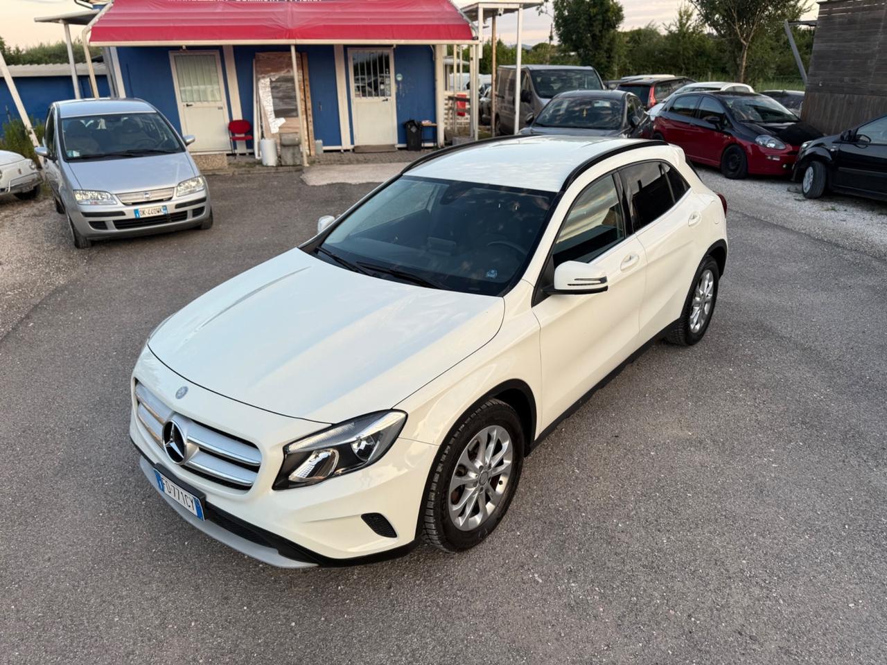 Mercedes-benz GLA 180 d Automatic Executive
