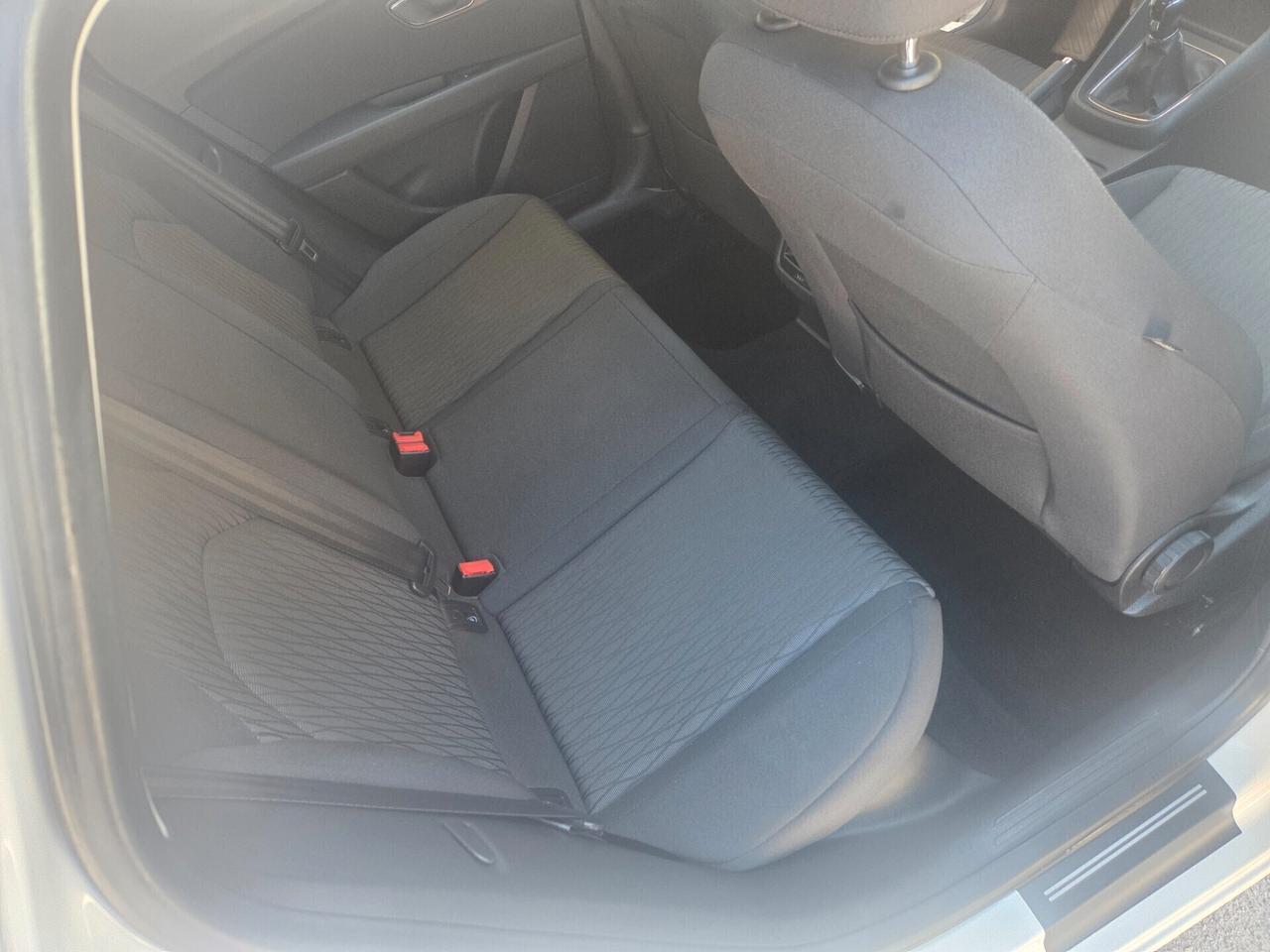 SEAT LEON 1.6 TDI ANNO 2015 FARI LED KM CERTIF VW