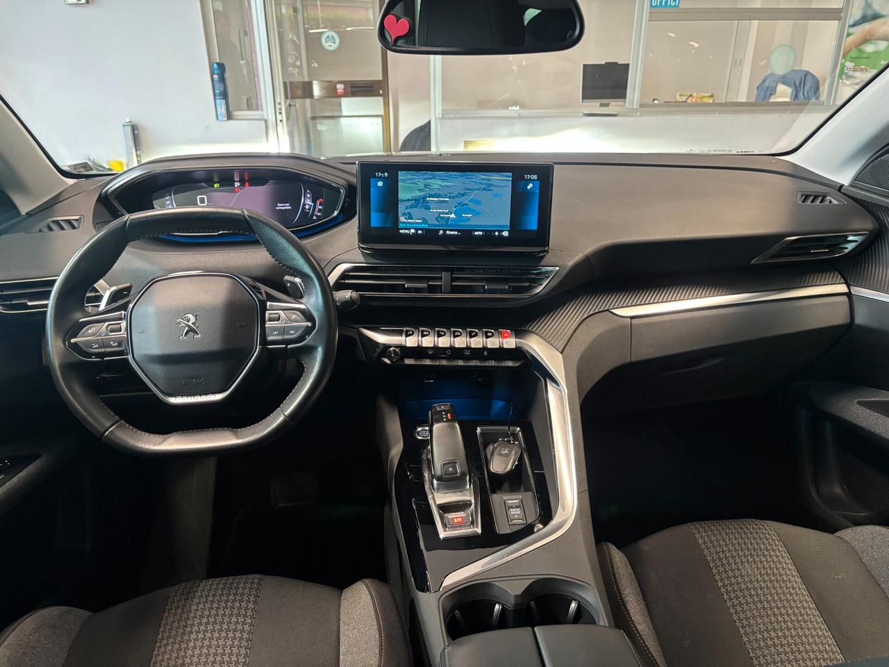 Peugeot 5008 *1.5 bluehdi Active s*NEOPATENTATI