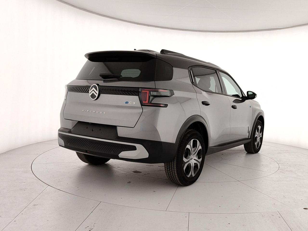 Citroen C3 Aircross motore elettrico 113 CV Plus