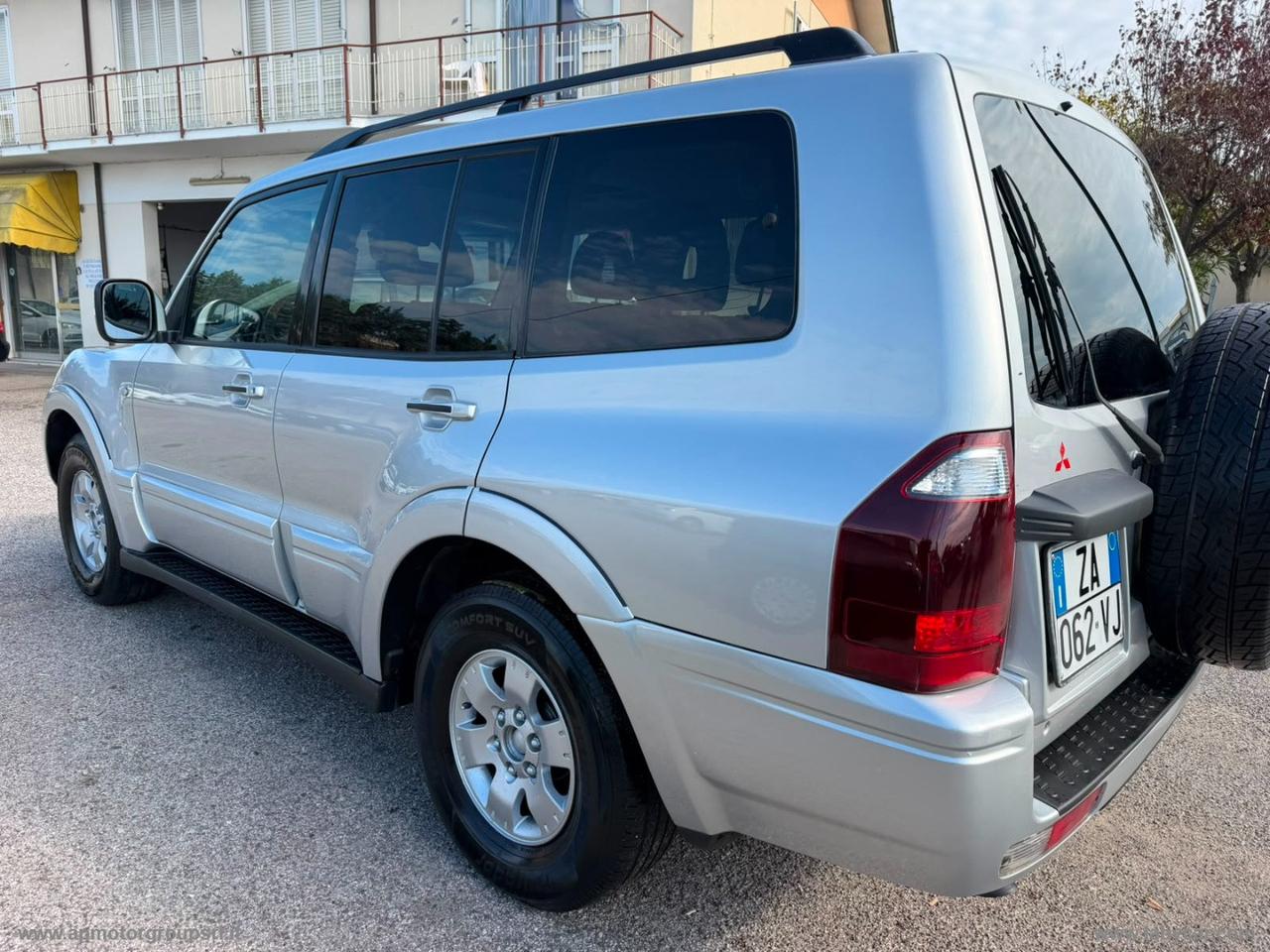 MITSUBISHI Pajero 3.2 16V DI-D 5p. GLS2 7 POSTI
