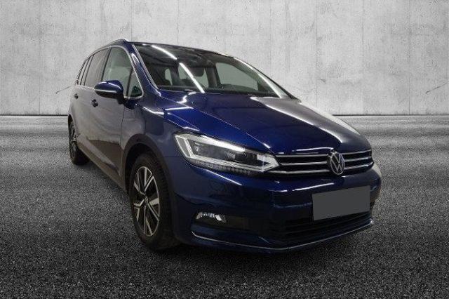 VOLKSWAGEN Touran 2.0 TDI 150 CV SCR DSG Executive BlueMotion Tech.