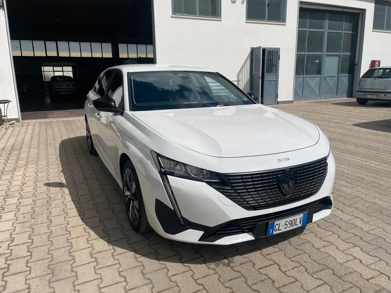 Peugeot 308 BlueHDi 130 S&S EAT8 SW Allure