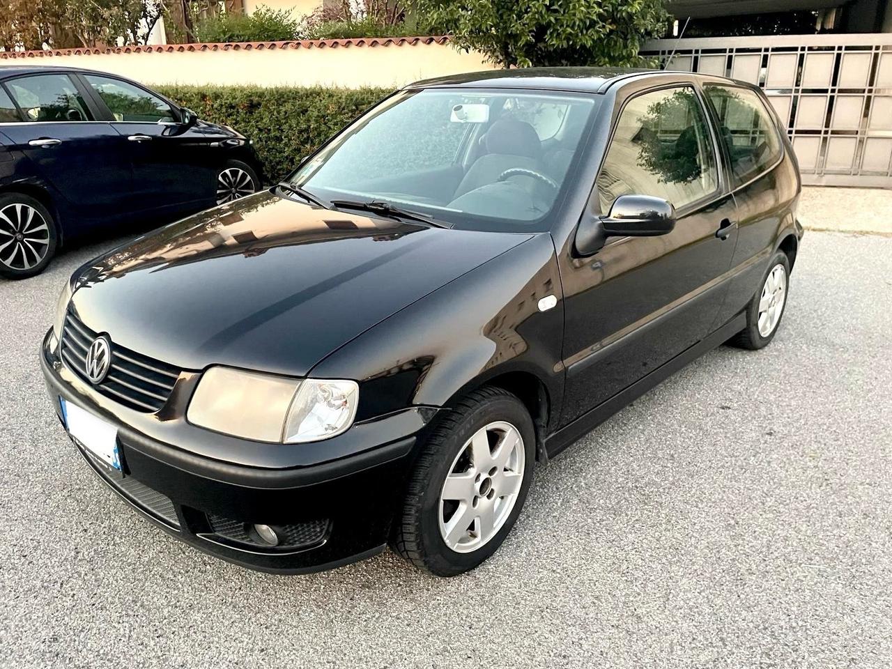Volkswagen Polo 1.4 cat 3 porte Comfortline per Neopatentati