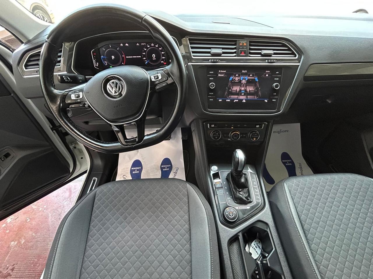 Volkswagen Tiguan 2.0 TDI SCR DSG 4MOTION R-LINE
