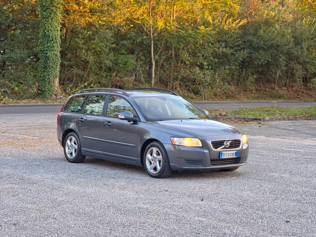 Volvo V50 D2 R-design CV-114 E5 Manuale NEO 2011