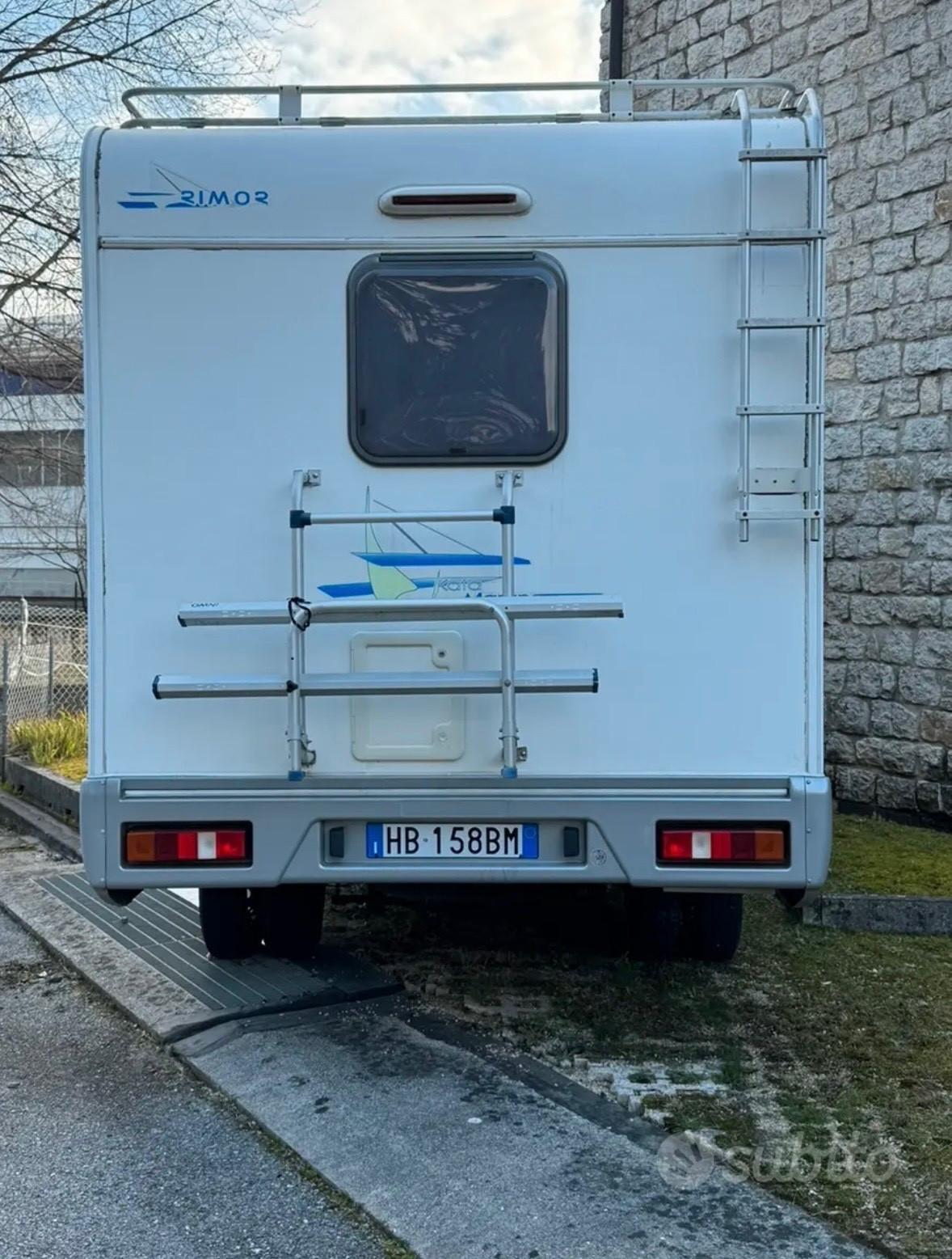 Ford Camper transit Katamarano timor