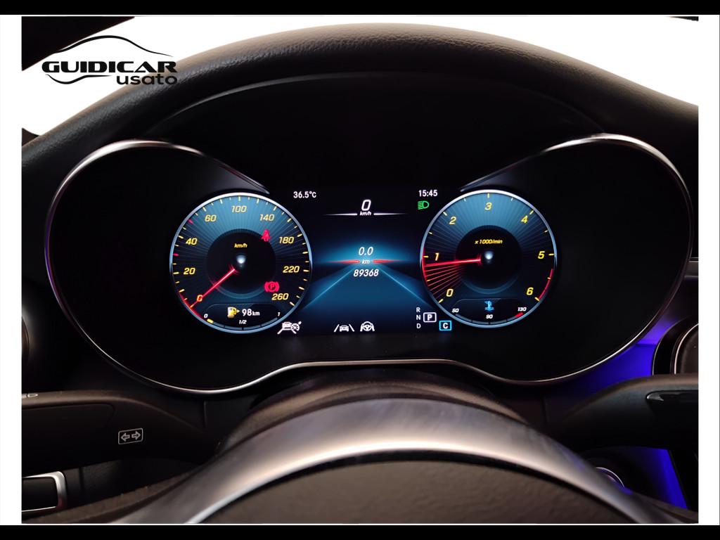 Mercedes-Benz Classe C-C205 2018 Coupe - C Coupe 220 d Premium auto