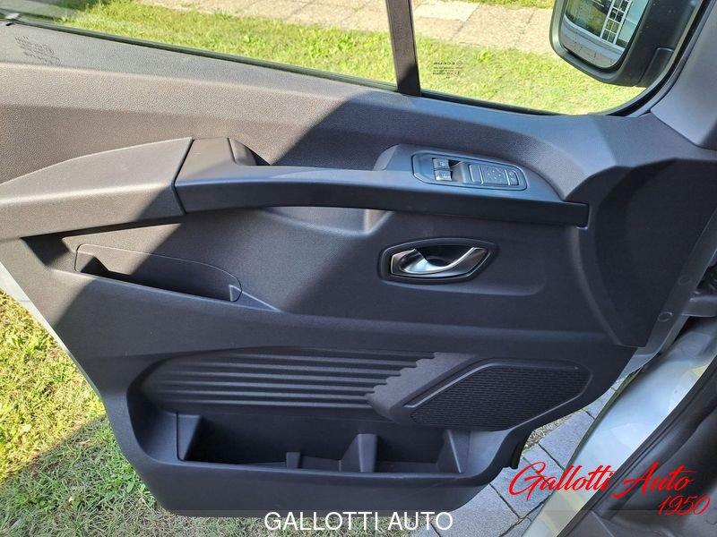 Nissan Primastar L2H1 Bus 8 POSTI+IVA-NESSUN OBBL. FIN.