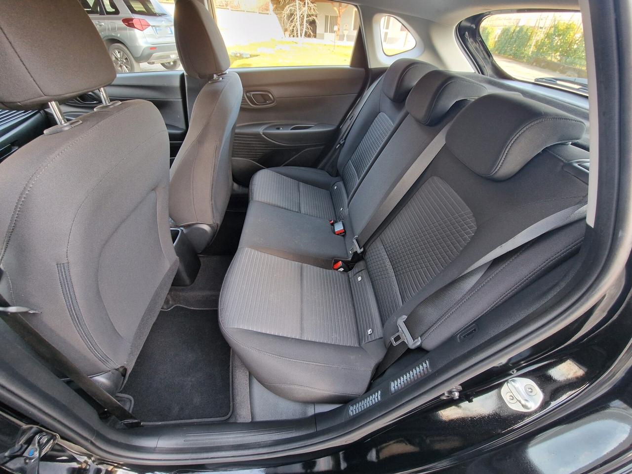 Hyundai i20 1.0 T-GDI 48V iMT ConnectLine 100cv - neopatentati