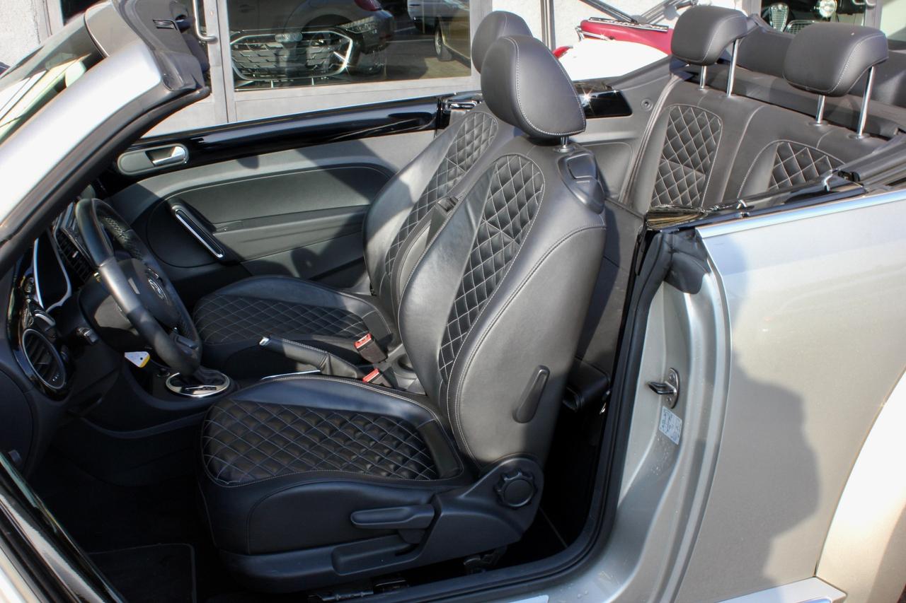 Volkswagen Maggiolino 1.4 tsi DSG cabrio 160cv fullled navy pelle traforata