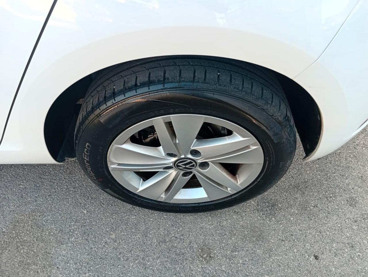 Volkswagen Golf 1.6cc diesel 12 mesi garanzia-2018