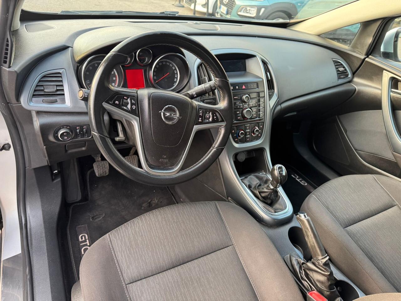 Opel Astra GTC 1.4 Turbo 140CV S&S 3 porte Cosmo